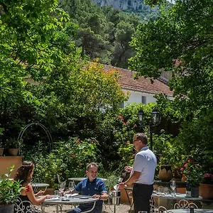 https://les-florets.fr-provencehotel.com